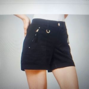 WHBM PRET-A-PLAY BLACK 5 INCH SHORTS